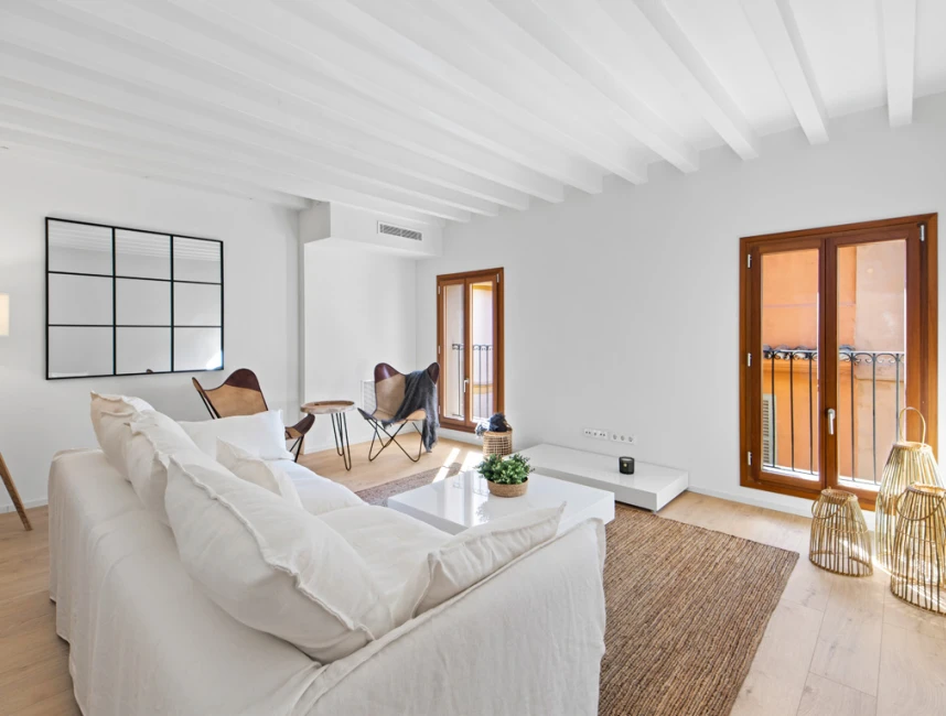 Residential units in refurbished Old Town building - Palma de Mallorca-13