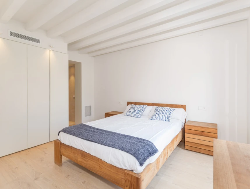 Residential units in refurbished Old Town building - Palma de Mallorca-5