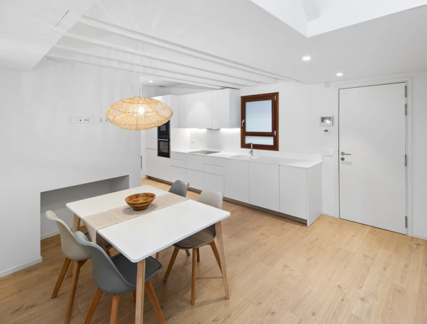 Residential units in refurbished Old Town building - Palma de Mallorca-15