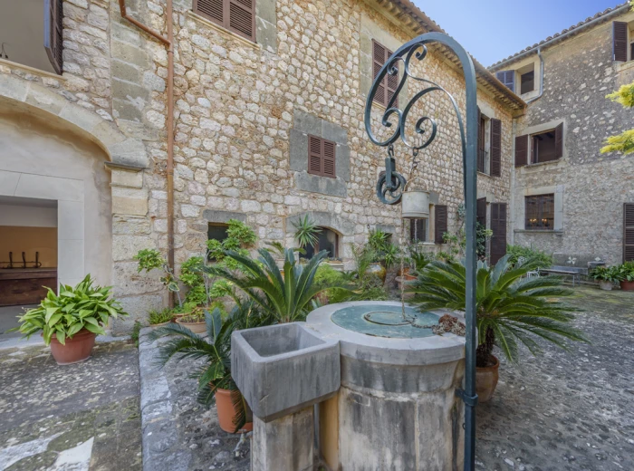 Stunning Historic Property in the Heart of Fornalutx-26