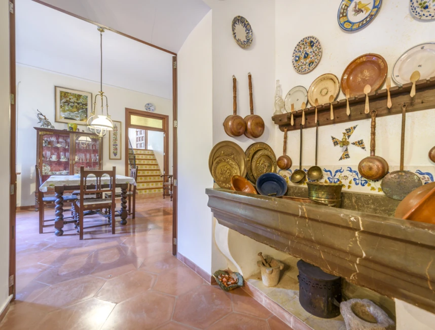 Stunning Historic Property in the Heart of Fornalutx-8