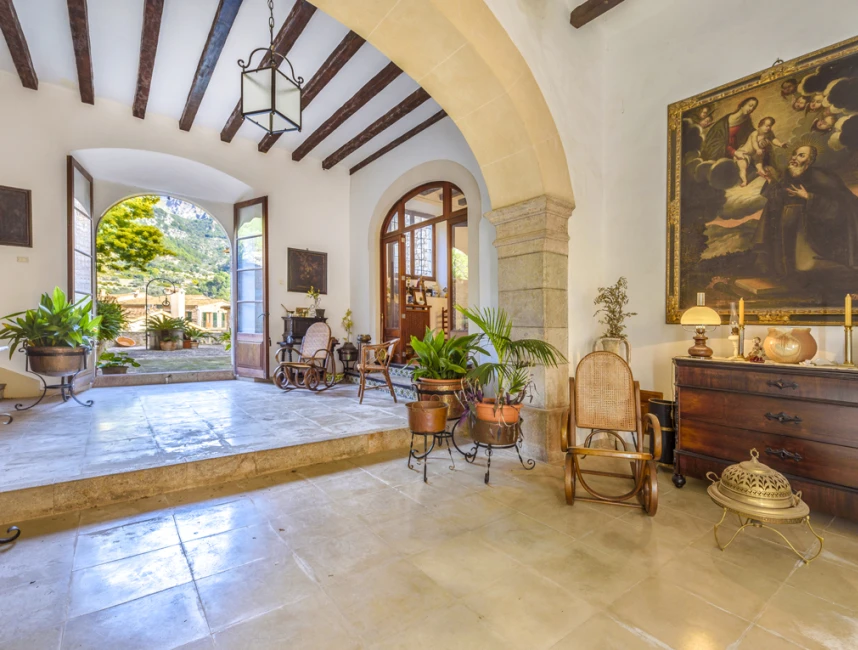 Stunning Historic Property in the Heart of Fornalutx-3