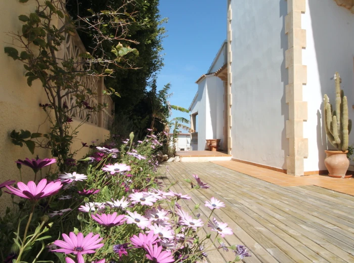 Detached house on the harbour with sea views in Colònia St. Pere-6