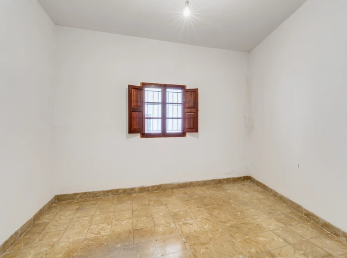 To renovate: Flat in emblematic location with lift - Palma de Mallorca, Old Town-9