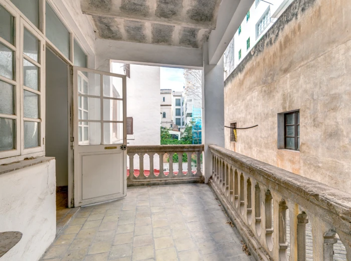 Te renoveren: Appartement op emblematische locatie met lift - Palma de Mallorca, Oude Stad-7
