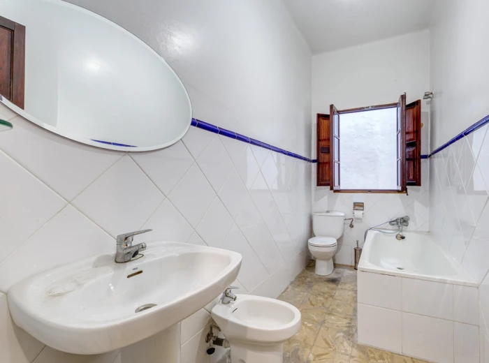 To renovate: Flat in emblematic location with lift - Palma de Mallorca, Old Town-10