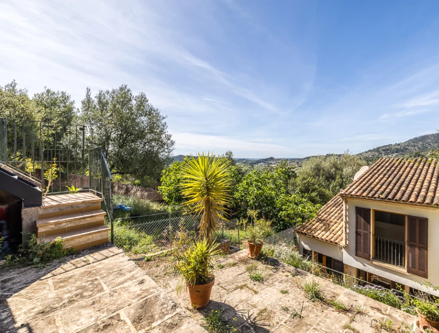 Casa de poble amb fantàstiques vistes a Alaró-14