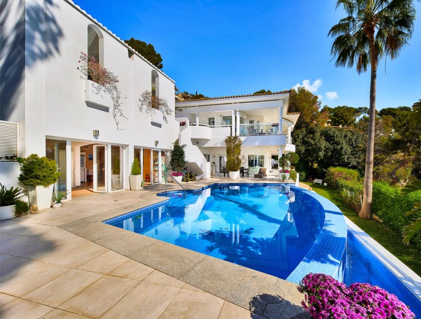 Vacker villa med fantastisk utsikt över havet och Puerto Portals-22