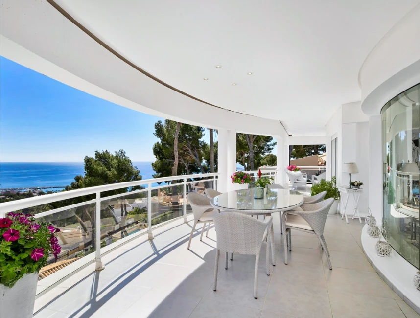 Vacker villa med fantastisk utsikt över havet och Puerto Portals-2