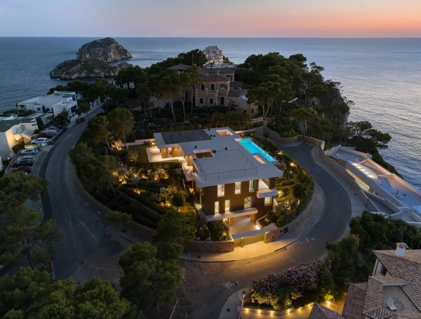 Nybyggd villa med havsutsikt i Santa Ponsa-20