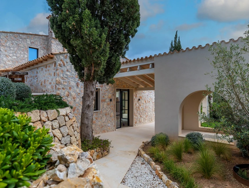 Moderna y exclusiva finca con casa de invitados - S'Arracó, Mallorca-18