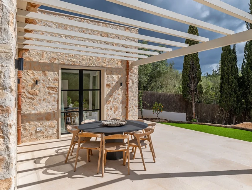 Moderna i exclusiva finca amb casa de convidats - S'Arracó, Mallorca-11