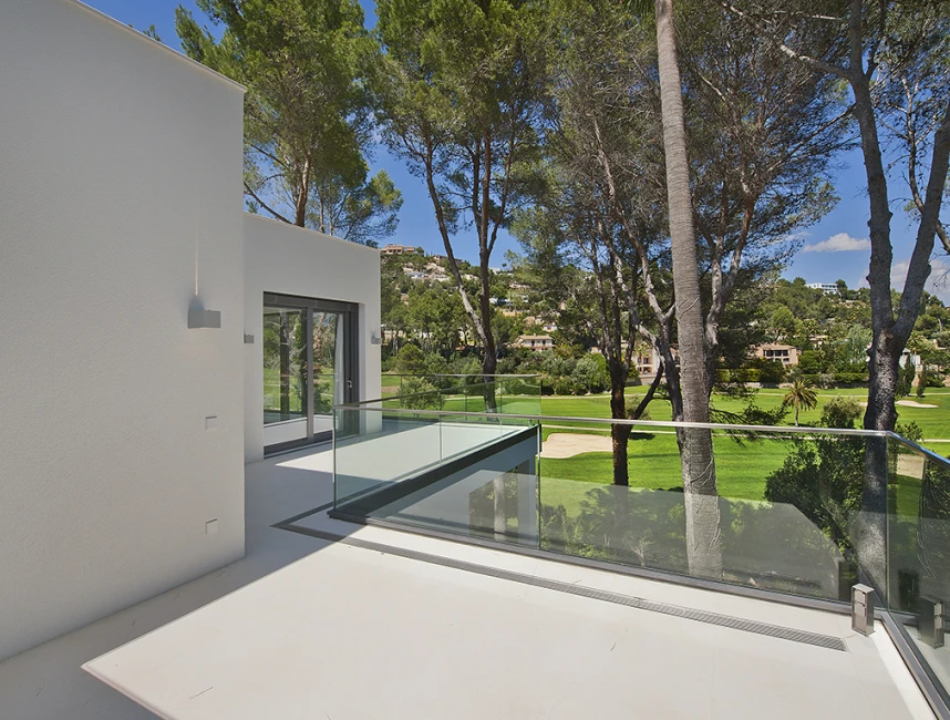 Modern luxury villa with direct golf views-3