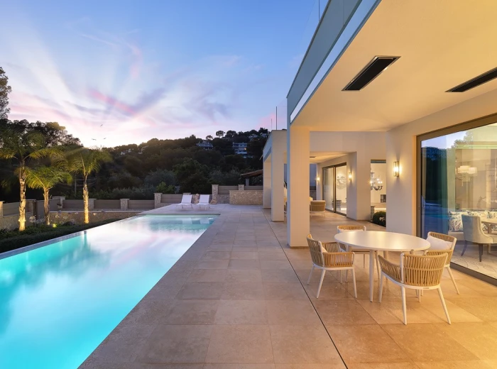 Modern luxury villa within walking distance to the beach of Portals-13