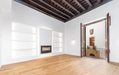 Nieuwbouw triplex appartement met parkeerplaats in een historisch paleis in Palma de Mallorca - Oude Stad