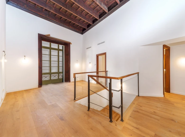 Nieuwbouw triplex appartement met parkeerplaats in een historisch paleis in Palma de Mallorca - Oude Stad-4