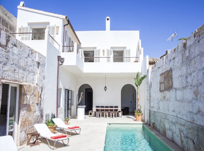 Historic townhouse in Ses Salines-1