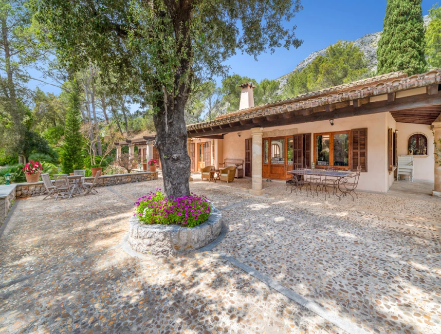 Enchanting, highly private home just outside Pollensa-2