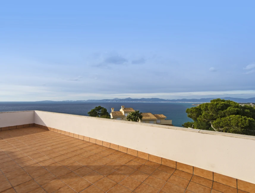 Villa mit Blick auf die Bucht von Palma in Bahia Grande-11