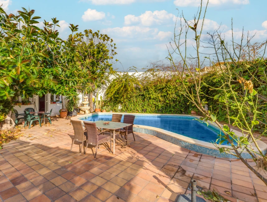Privilegierad tomt med bungalow och pool, Portixol - Mallorca-5