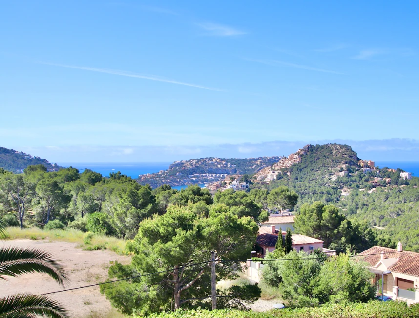 Medelhavsvilla med panoramautsikt över havet-14