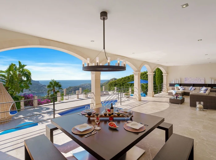 Moderne Villa mit spektakulärem Meer- und Hafenblick-3
