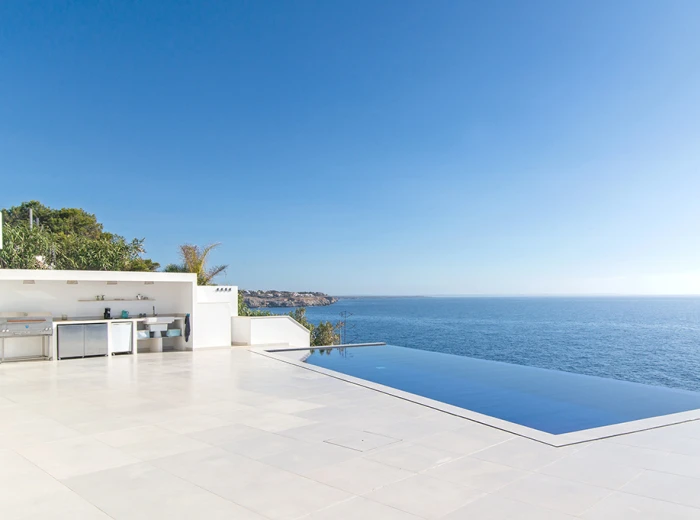Modern and new villa frontline to the sea in Cala Pi-17
