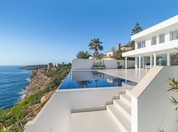 Modern and new villa frontline to the sea in Cala Pi-1