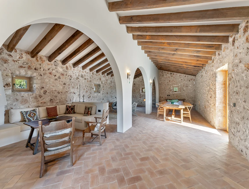 Restored heritage finca with sea views in Cala Varques-4