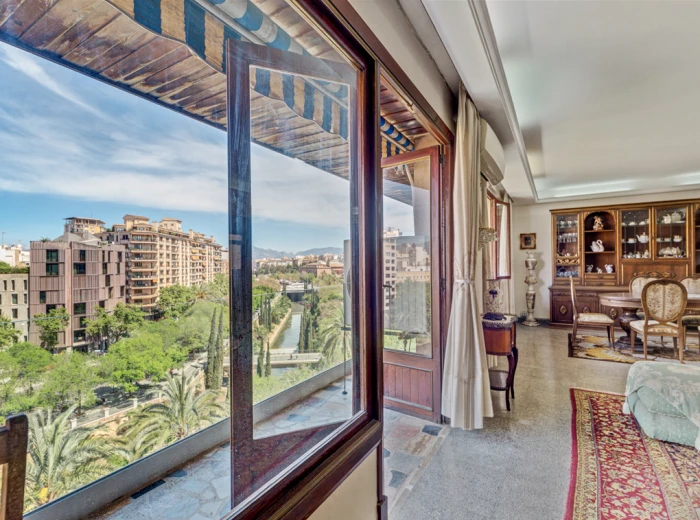 Appartement met uitzicht en te renoveren in Paseo Mallorca - Palma, oude stad-4
