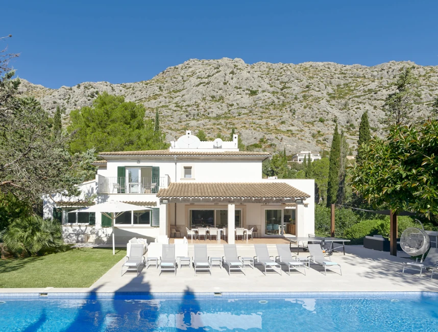Winter offer. Luxurious villa with heated pool near Pollensa-34