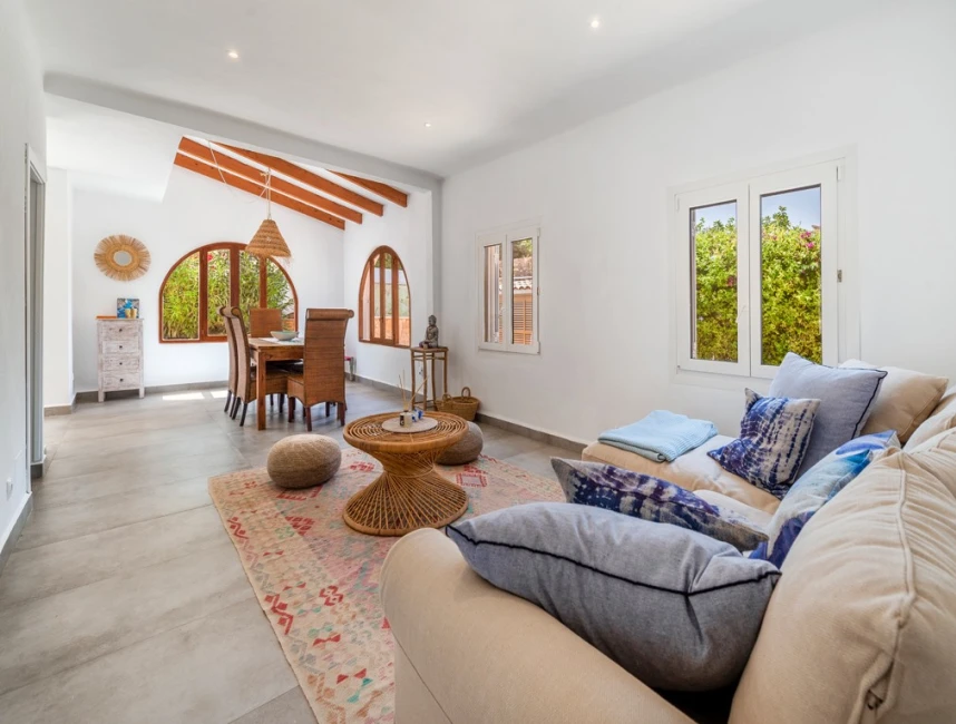 Chalet within walking distance of Cala Llombards-5