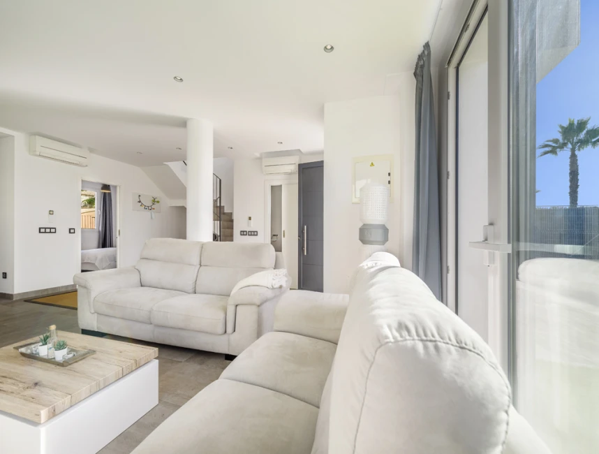 Helt ny villa nära stranden att köpa i Can Picafort, Mallorca-4