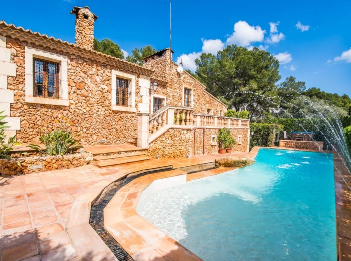 Villa in Mallorcaanse stijl vlakbij het strand in Costa de los Pinos-1