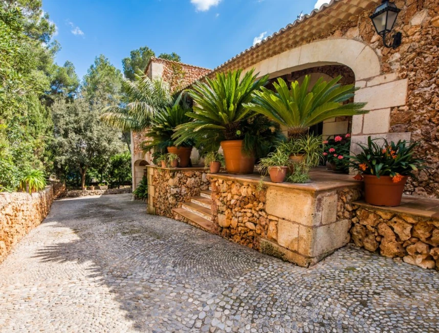 Mallorcan style villa near the beach in Costa de los Pinos-12