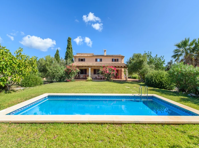 Lovely country house close to Pollensa-1