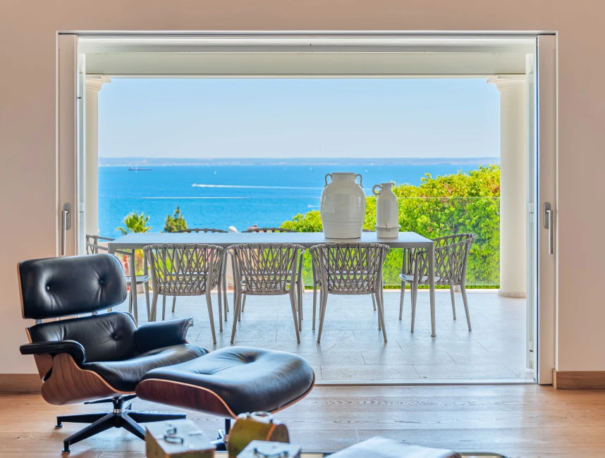 Superbe villa avec vue sur la mer dans un endroit calme-6
