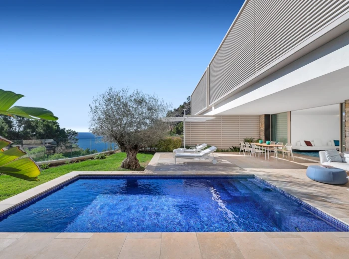 Luxury Villa with sea views-2