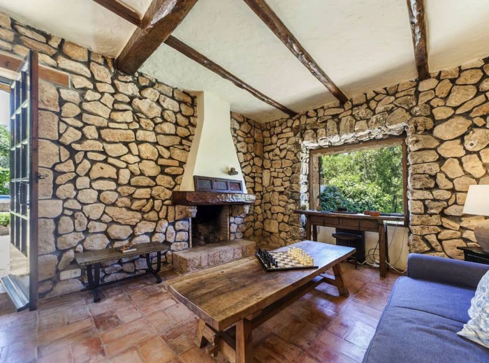 Rustic property with rental licence in Pollensa-4