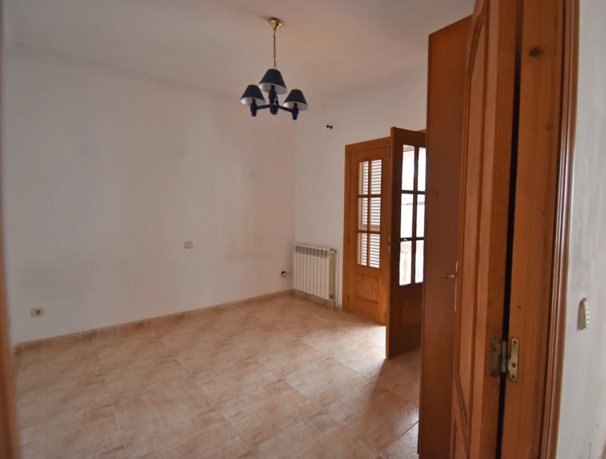 Townhouse with garden and garage in Llucmajor-5