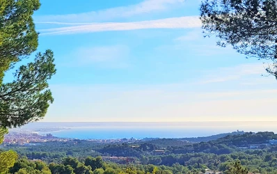 Beau terrain avec vue sur la mer à Son Vida, Palma de Mallorca