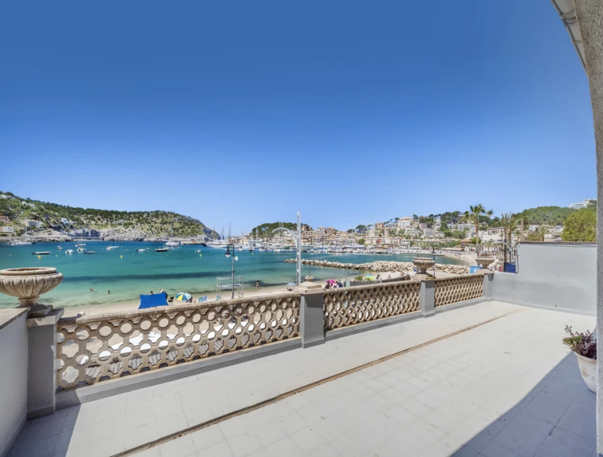 Investment property in the first sea line of Port de Sóller-2