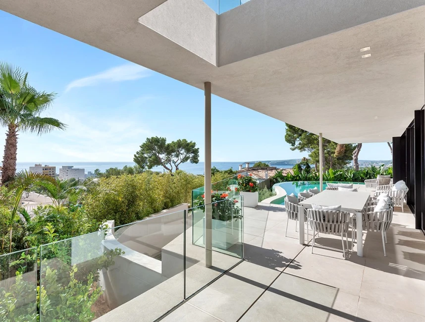 Neue Villa mit Panoramablick aufs Meer-12