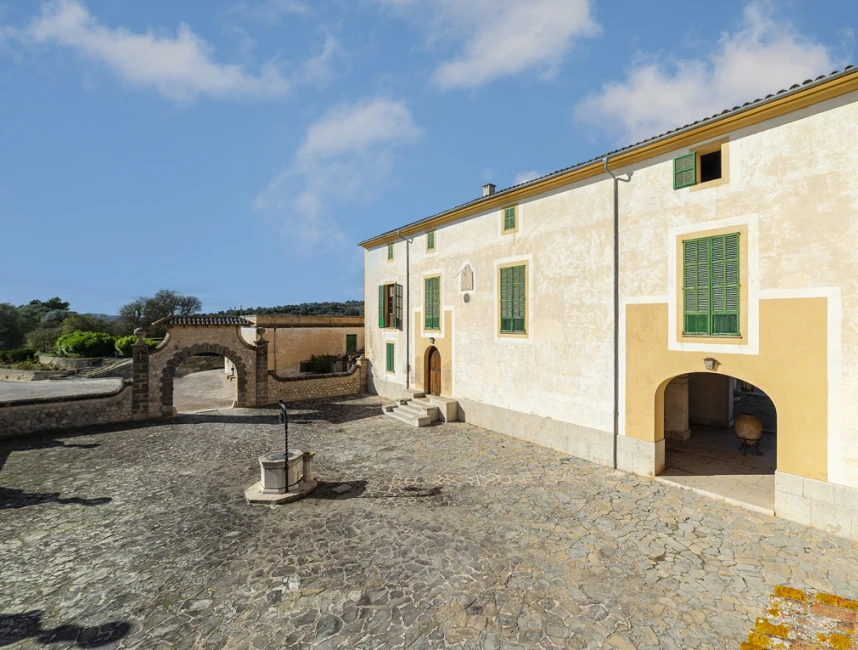Villa del XVI secolo alla periferia di Montuiri-2