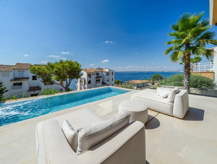 Brilliant villa with grand sea views-2