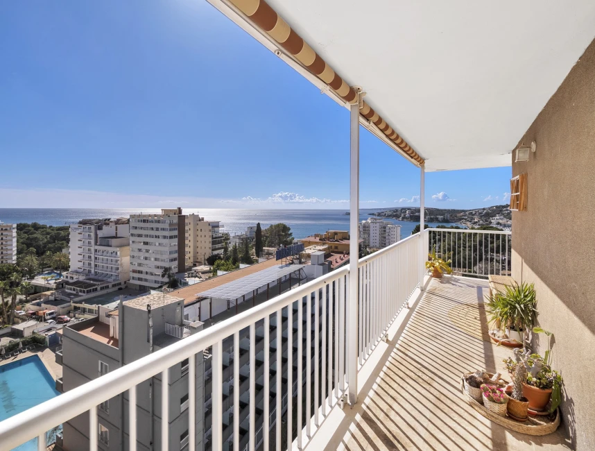 Appartement urbain avec vue panoramique sur la mer-11