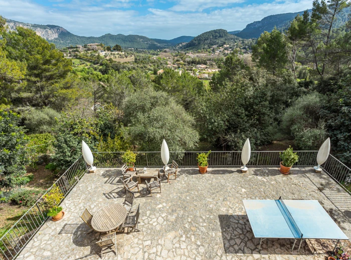 Lanthus med fantastisk utsikt över bergen och semesteruthyrning i Puigpunyent, Mallorca-4