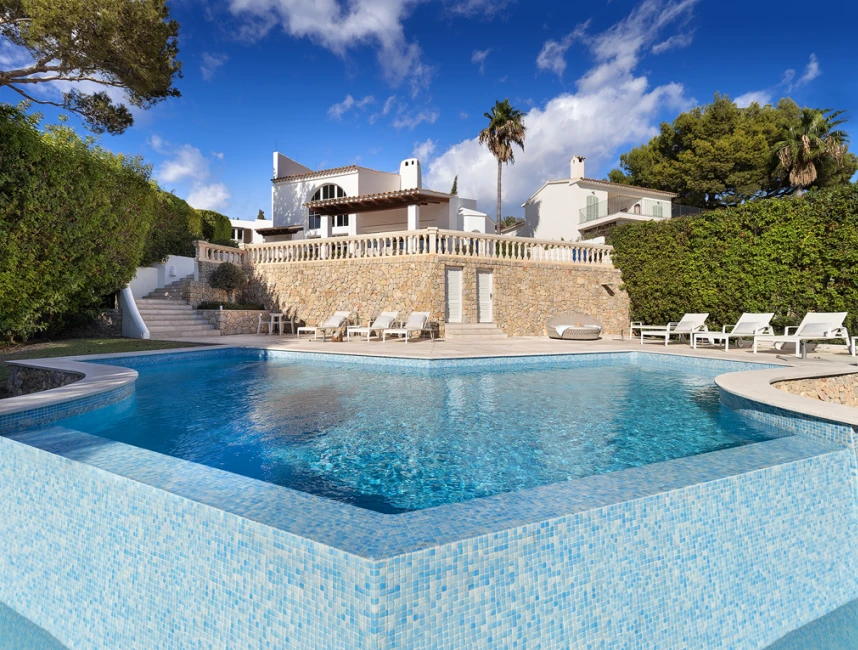 Mediterranean villa with sea views-12