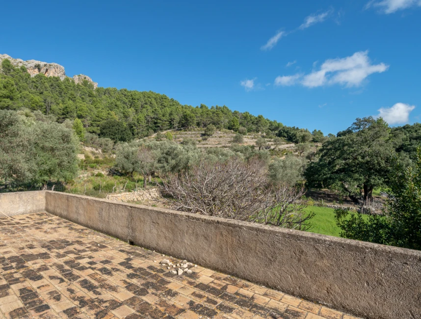 Spectaculair Mallorcaans landhuis met uitzicht op de bergen-5