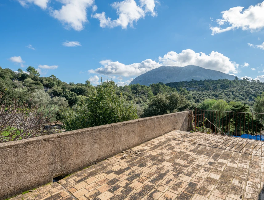 Spectaculair Mallorcaans landhuis met uitzicht op de bergen-6